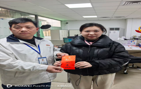 工会慰问住院员工，传递组织关切